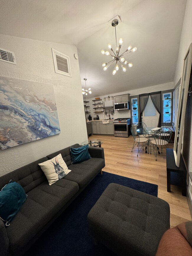 Foto del edificio - 3045 Melton St N