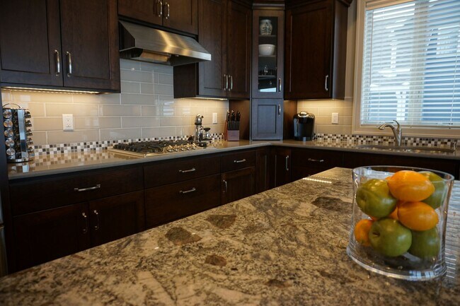 Foto del edificio - Luxury Home in Peaceful Setting