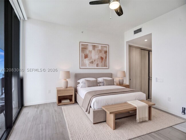 Foto del edificio - 1000 Brickell Ave