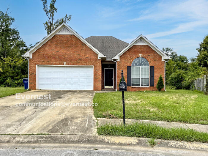 Foto principal - 1512 Amberley Woods Cir