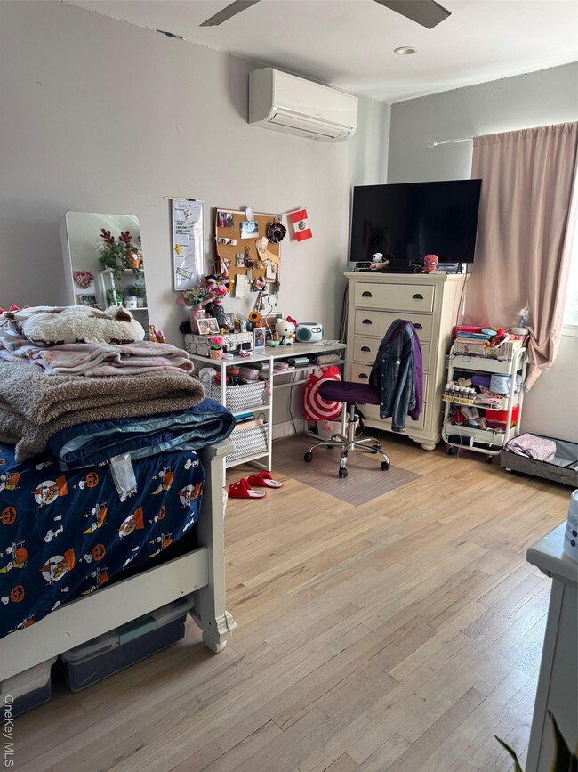 Building Photo - 322 Swinton Ave