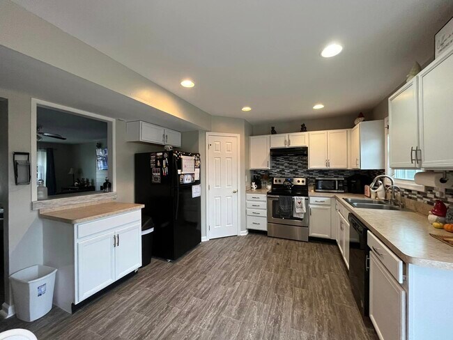 Cocina - 46 Myatt Ct