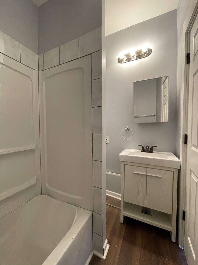Bathroom off kitchen - 3322 W Branting Ln