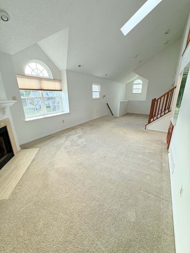 Building Photo - 3 Bed / 2 Bath Warrington Townhome