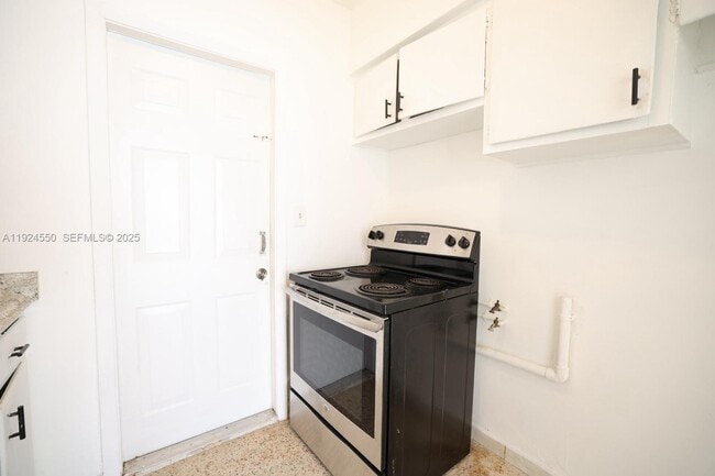 Building Photo - 800 83rd St