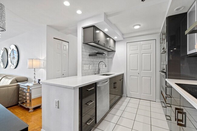 Foto del edificio - 357 Commercial Street