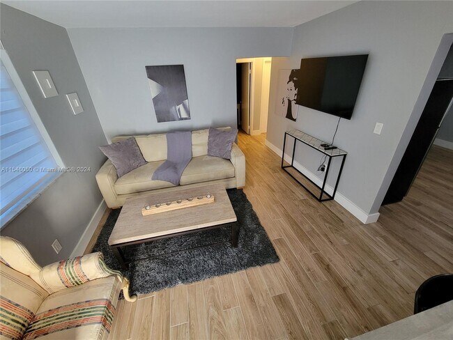Foto del edificio - 2739 SW 34th Ave