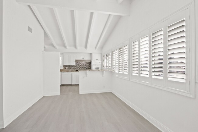Building Photo - 15341 San Ardo Dr