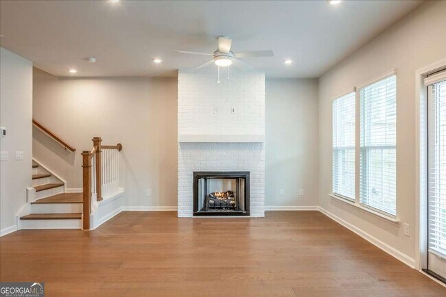 Building Photo - 5769 Tillman Way