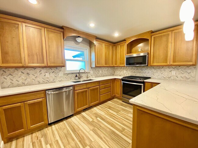 Foto del edificio - Gorgeous Remodeled Edmond 3 Bed 2 Bath