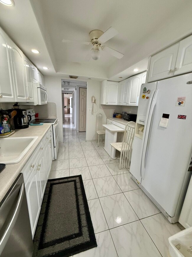 Foto del edificio - 2017 S Ocean Dr