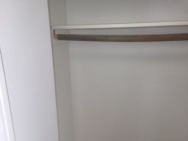 Foto del edificio - 5 Dupaw Gould Rd