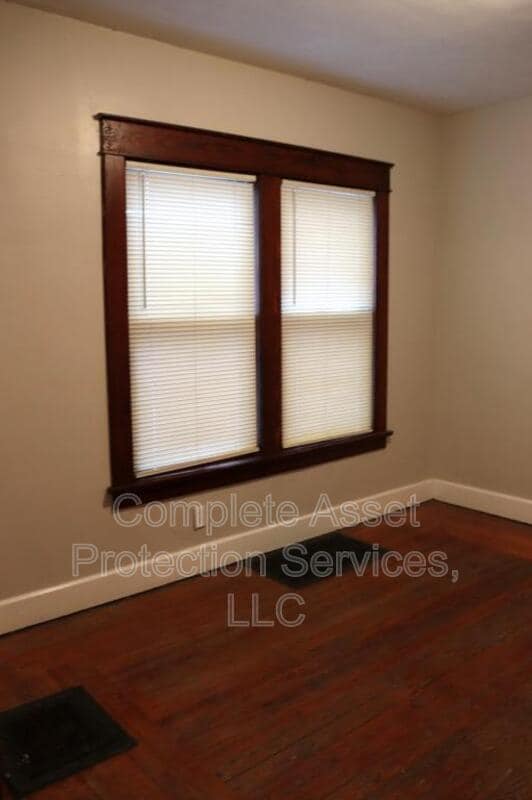 Building Photo - 308 Harrison St