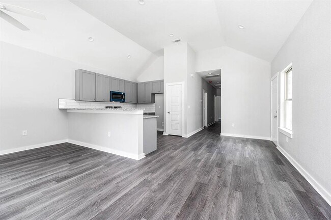 Foto del edificio - 16977 Glenheath St