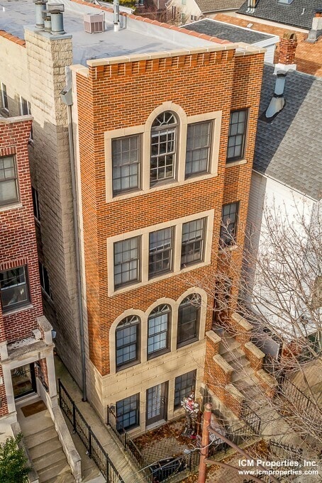 Building Photo - 2510 N Southport Ave