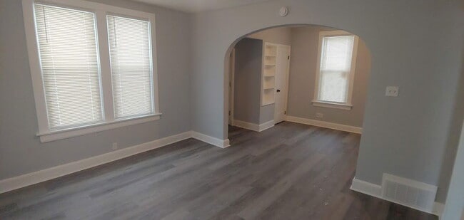 Foto del edificio - 4666 N 38th St