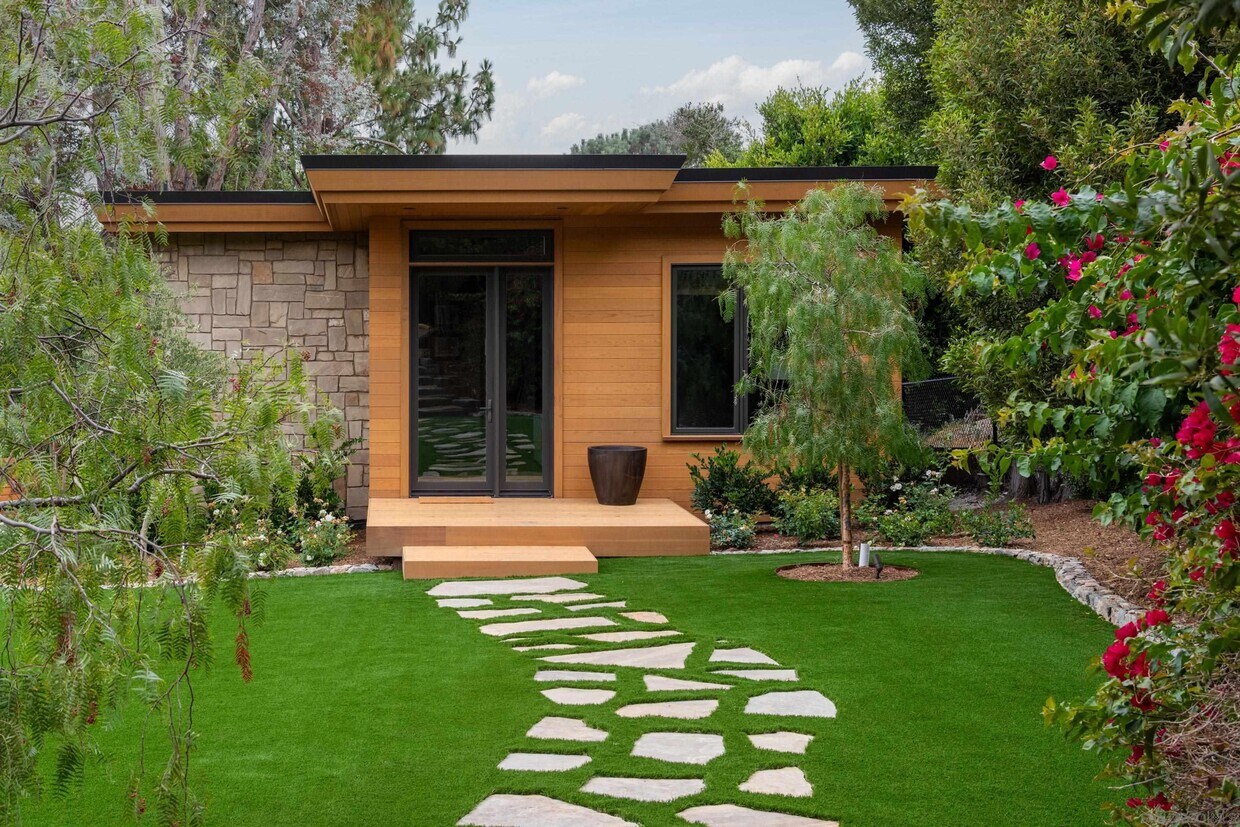 Foto principal - 1104 Highland Dr