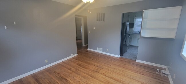 Building Photo - 2112 Ferrol St