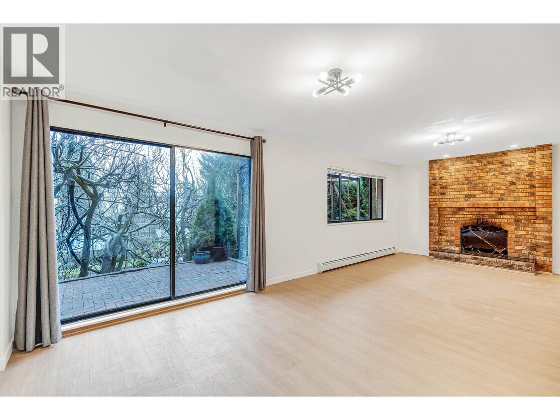 Photo principale - 3507 St Andrews Ave