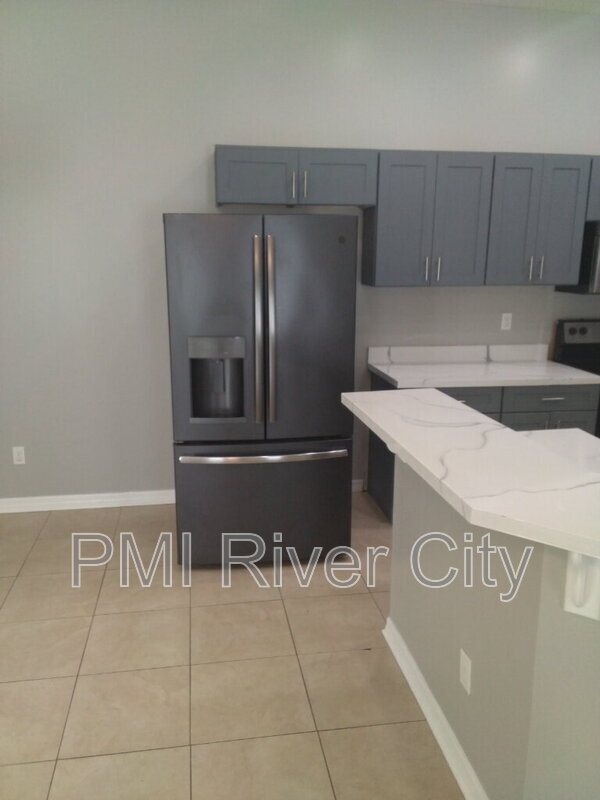 Building Photo - 818 Filmore Ln