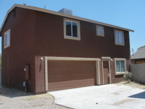 Primary Photo - 330 E Dirkley Ave
