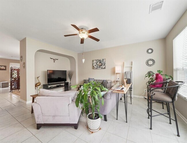 Foto del edificio - 2806 Crestbrook Bend Ln