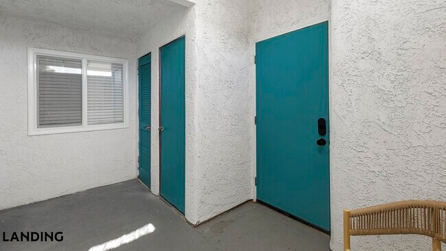 Building Photo - 1455 E Katie Ave