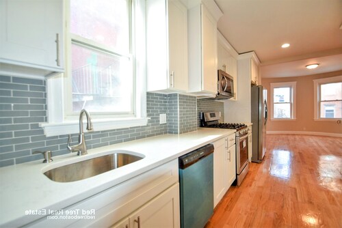 Building Photo - 5 Ayr Rd