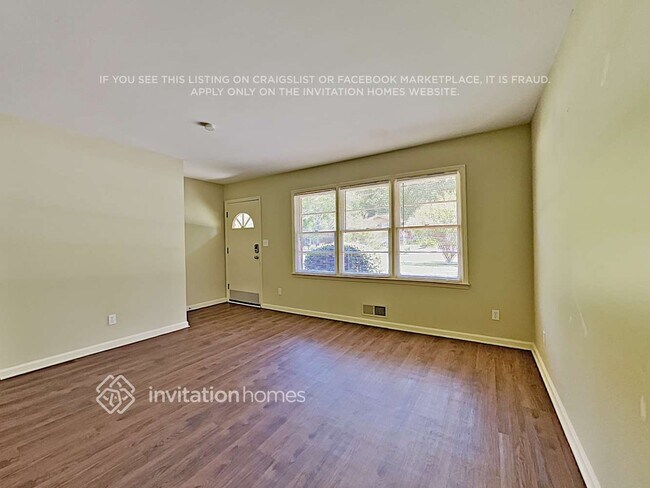 Building Photo - 1026 Casa Dr