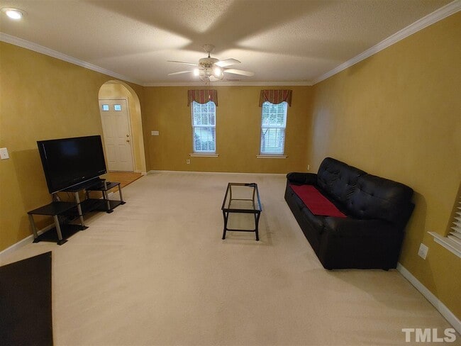 Building Photo - 101 Taylor Glen Dr