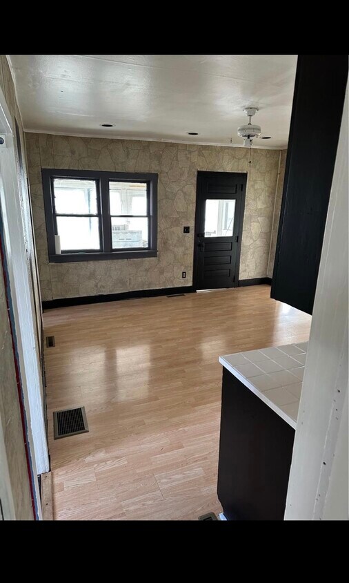 Foto principal - 1239 County Rd G