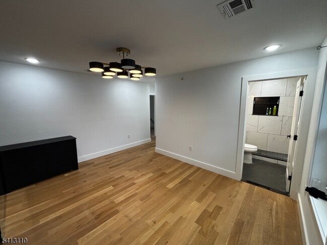 Building Photo - 81 N Clinton St