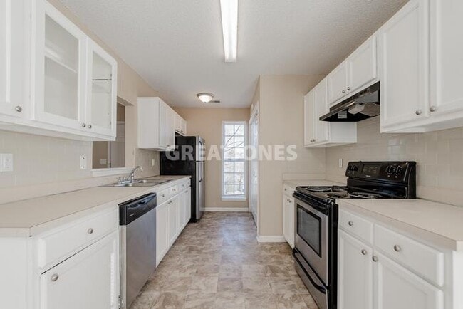 Building Photo - 224 Bridleridge Rd