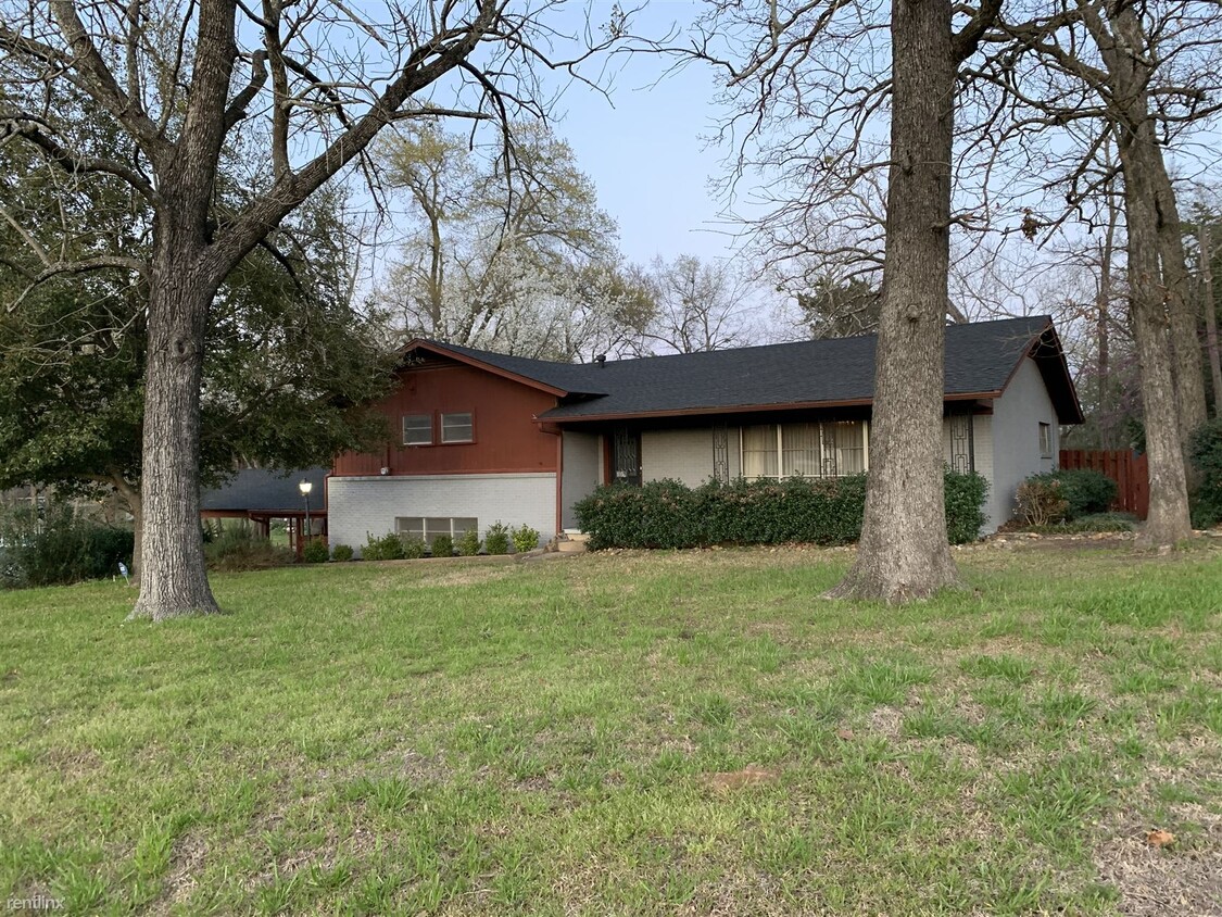 1006 S Buffalo St, Canton, TX 75103 House Rental in Canton, TX