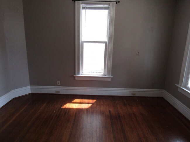 Foto del edificio - 980 Mt Pleasant St