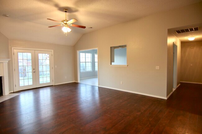 Foto del edificio - 3913 SW Cherry Rd