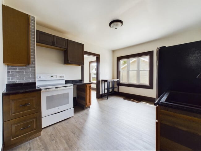 Foto del edificio - 2018 Monroe St