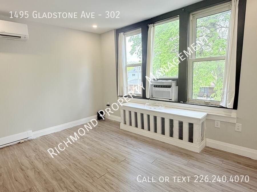 Photo principale - 1495 Gladstone Ave