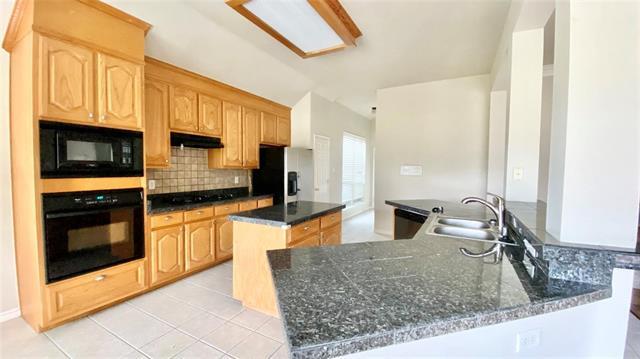 Building Photo - 5035 Golfside Dr
