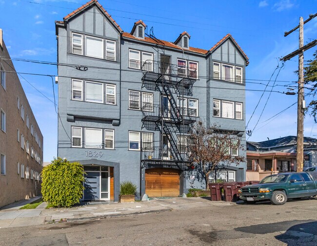 Building Photo - 1829 6th Ave