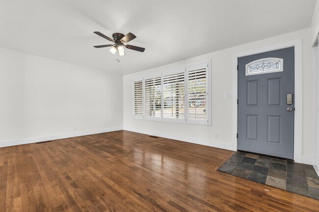 Building Photo - Beautiful 3 Bedroom Rambler Near Hill AFB with RV Parking