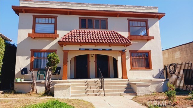 Primary Photo - 1552 5th Ave