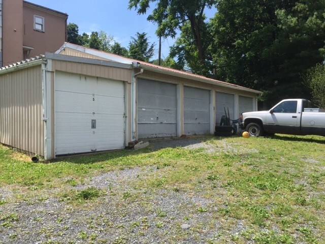 Foto del edificio - 1475 Mount Gretna Rd