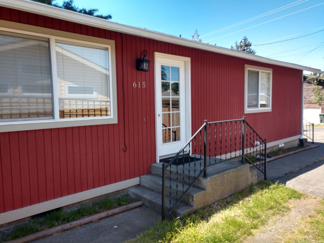 615 Cowgill Ave, Bellingham, WA 98225 House Rental in Bellingham, WA