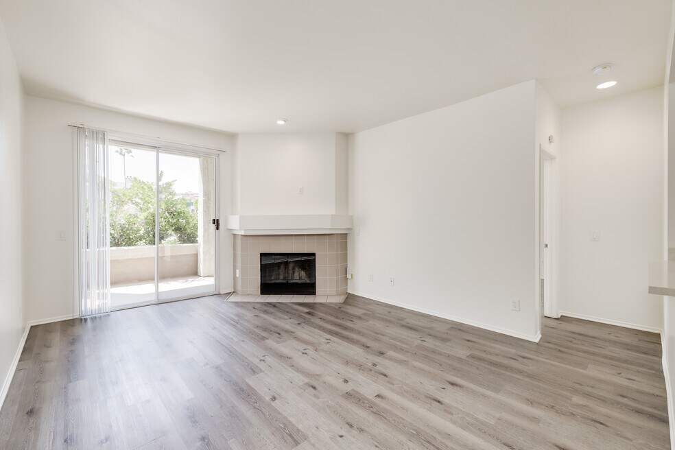 River Front Rental Condominiums