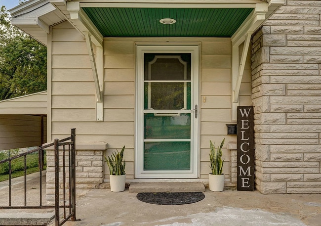 Building Photo - Beautifully maintained 3-bed 1-bath