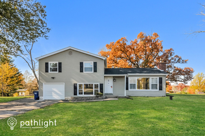 Foto principal - 49 West Ofallon Drive, O'Fallon, MO, 63366