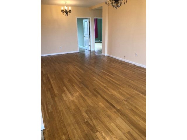 Foto del edificio - 2806 E 23rd St