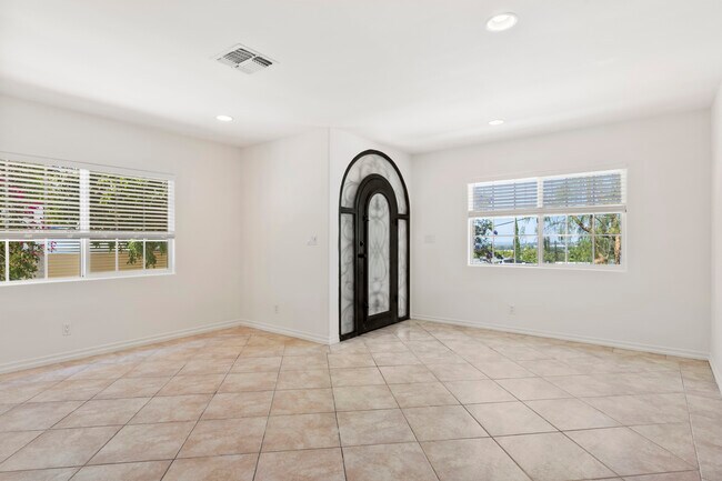 Foto del edificio - 22364 Cass Ave