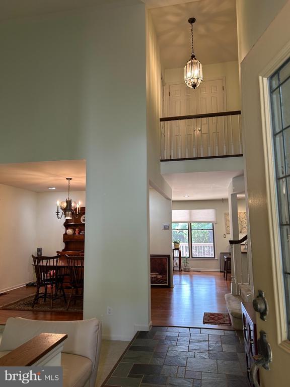 Building Photo - 206 Springhouse Pond